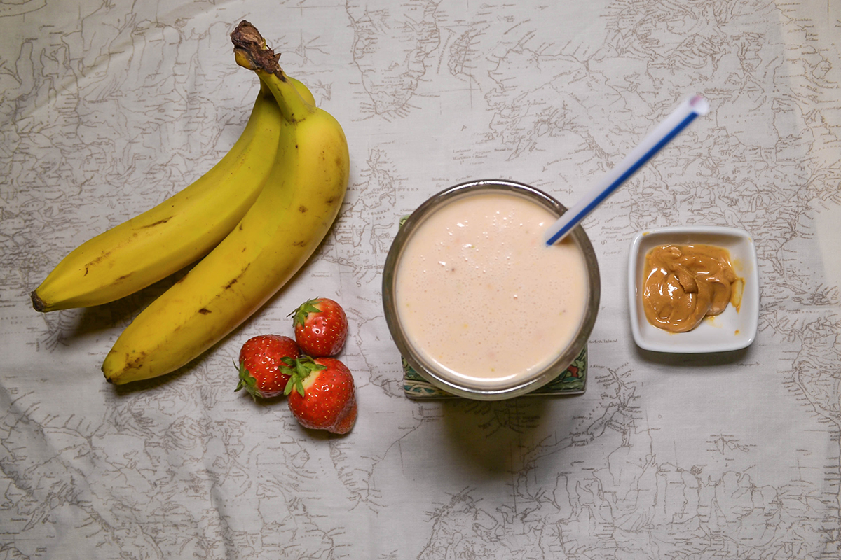 A Perfectly Simple Peanut Butter Smoothie A Perfectly Simple Peanut Butter Smoothie